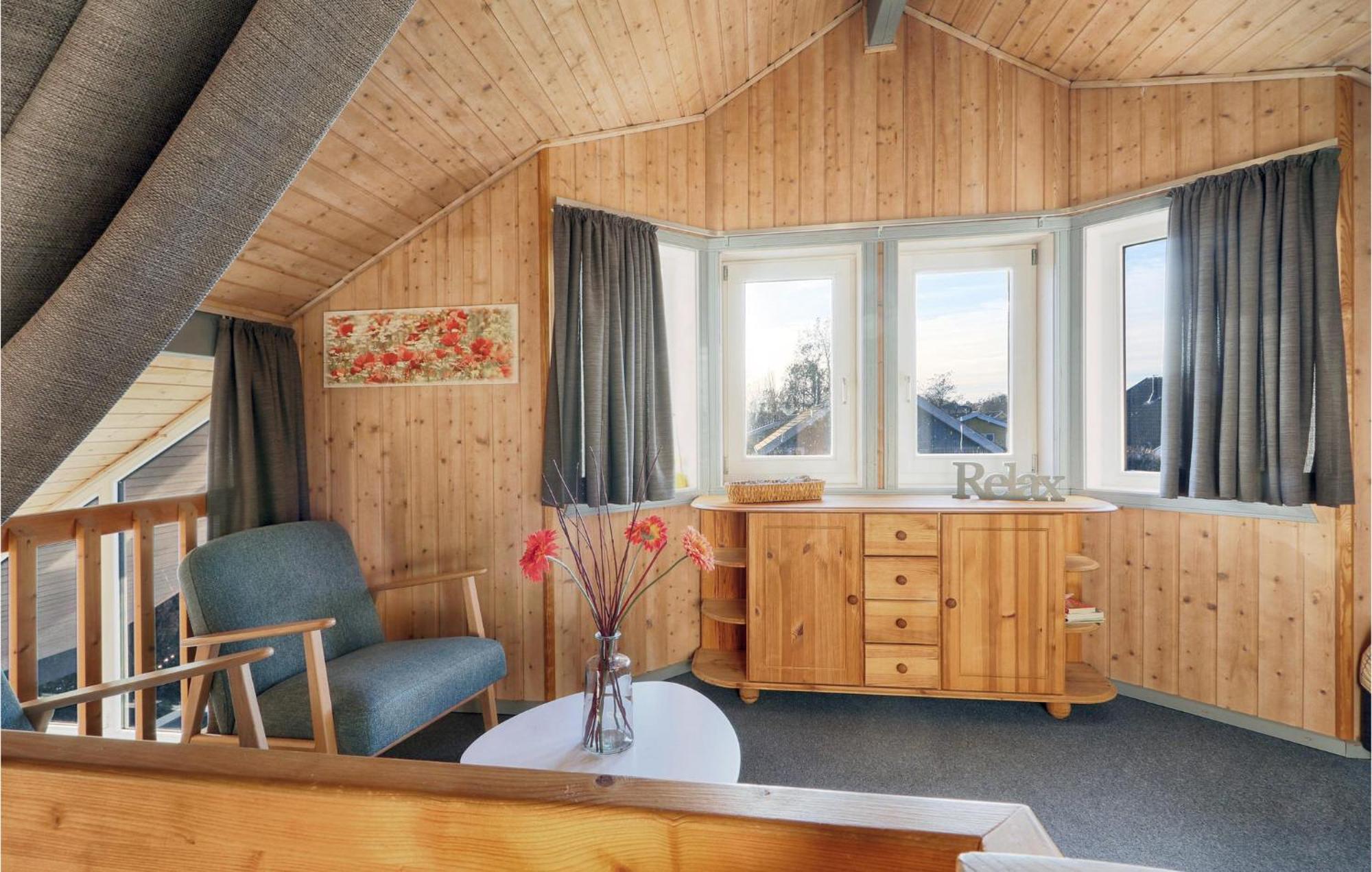 Cozy Home In Rechlin With Wifi Exterior photo