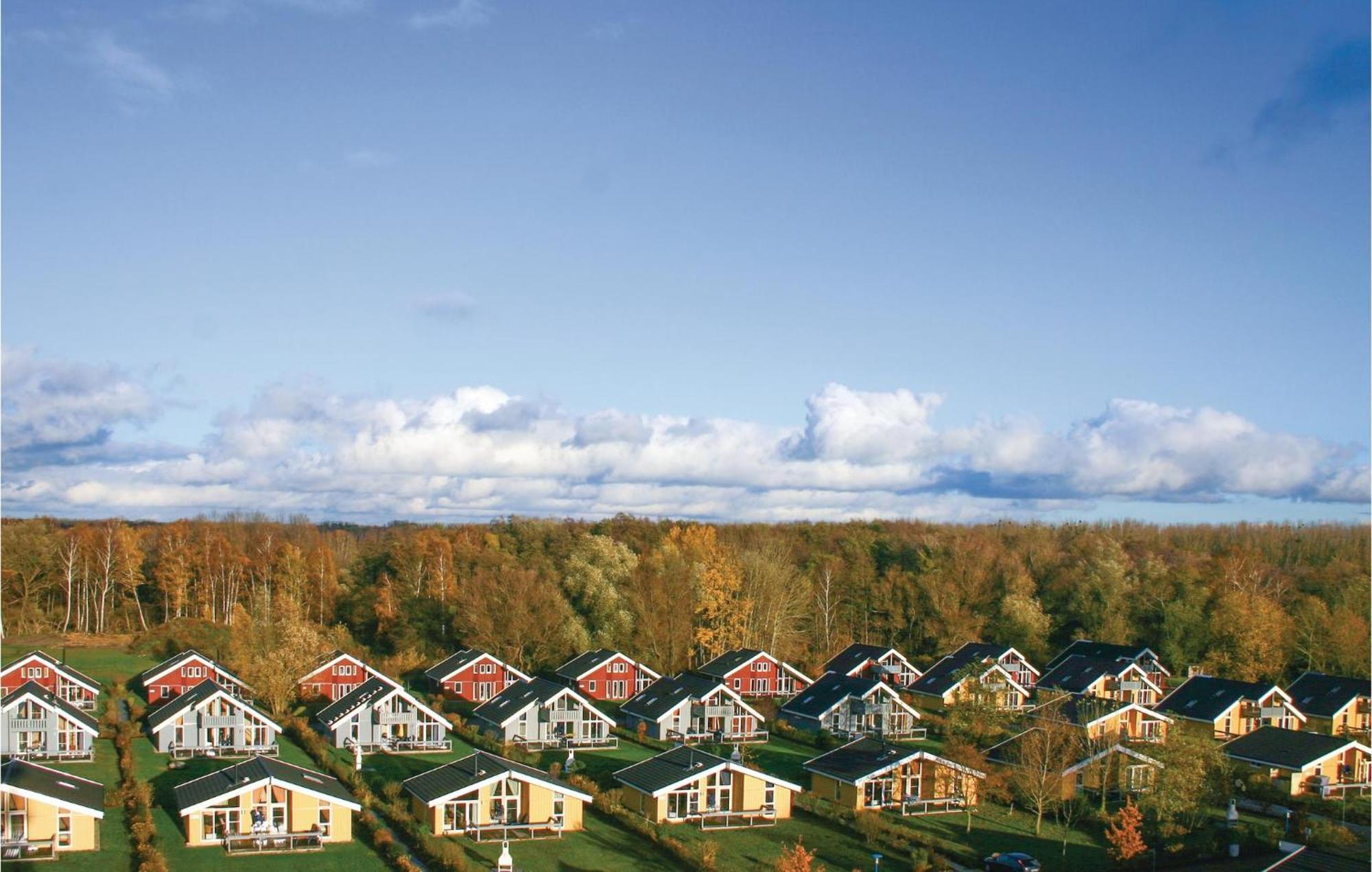 Cozy Home In Rechlin With Wifi Exterior photo